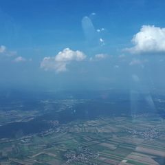 Flugwegposition um 12:33:57: Aufgenommen in der Nähe von Neunkirchen, 2620 Neunkirchen, Österreich in 1824 Meter